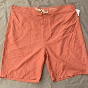 Size 44, Clay, Salmon colored, Men’s Old Navy Board Shorts